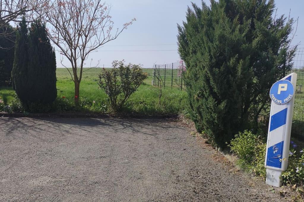 Gite La Metairie, Au Calme A La Campagne Villa Saint-Seurin-de-Palenne Bagian luar foto